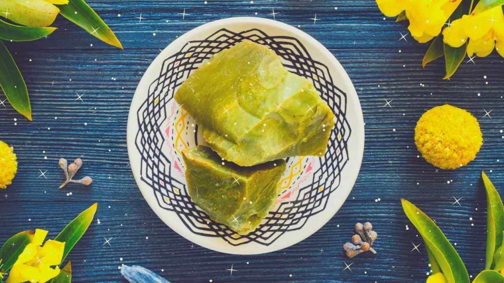 Green Opal Meanings, Metaphysical Properties, Benefits & Uses