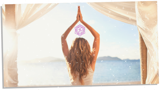 woman doing crown chakra affirmations