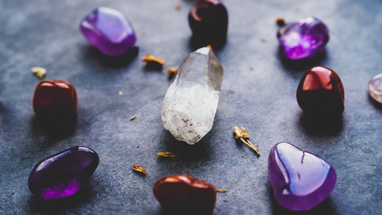 15 High Vibration Crystals & The Best Use For Each