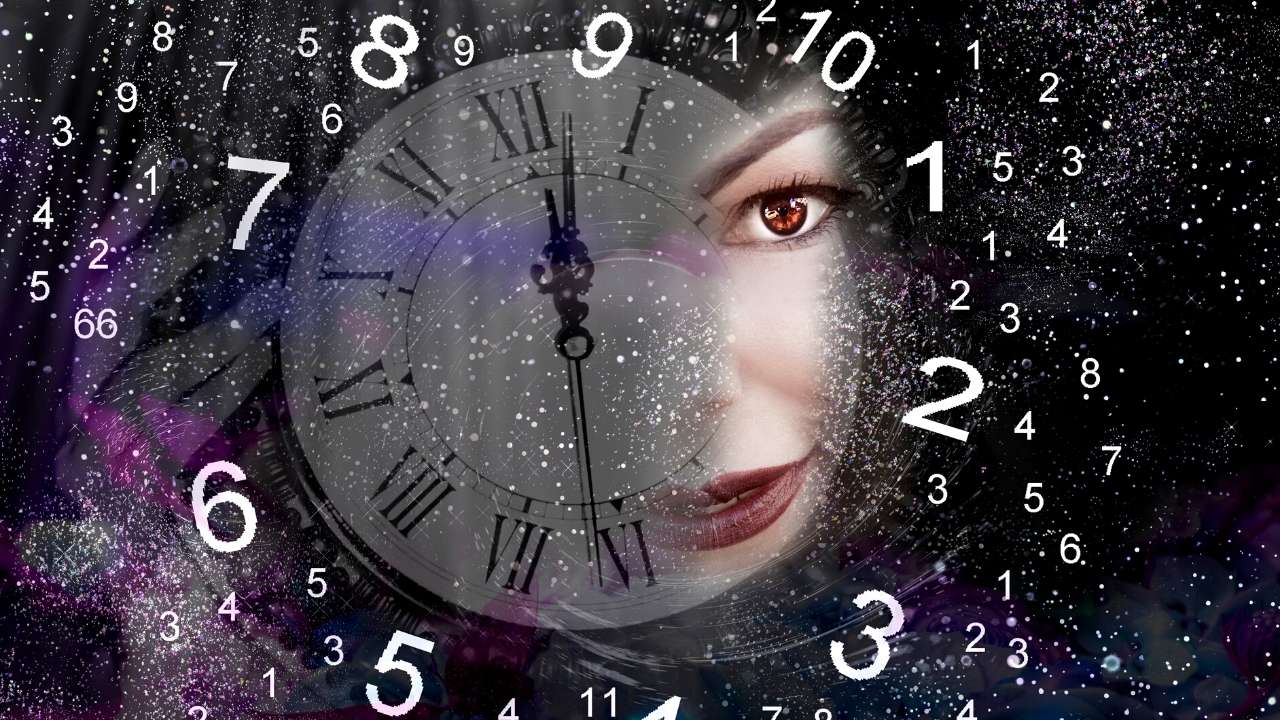 Time Travel Dreams – The Amazing Meaning & Symbolism